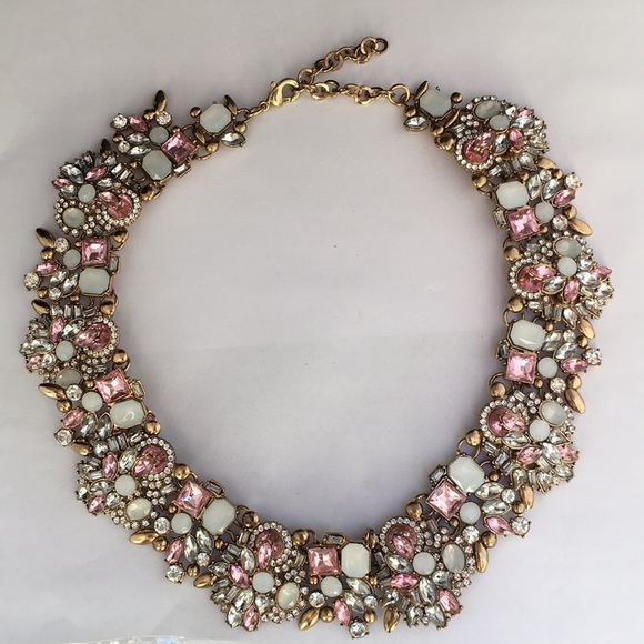 new. pink and white crystal statement necklace - Picture 5 of 9